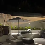 Luxury Sun View With Heated Pool *