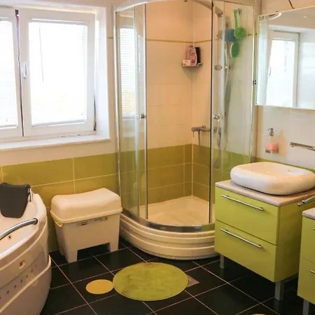 Luxury Sun View With Heated Pool 빌라 크리크베니카