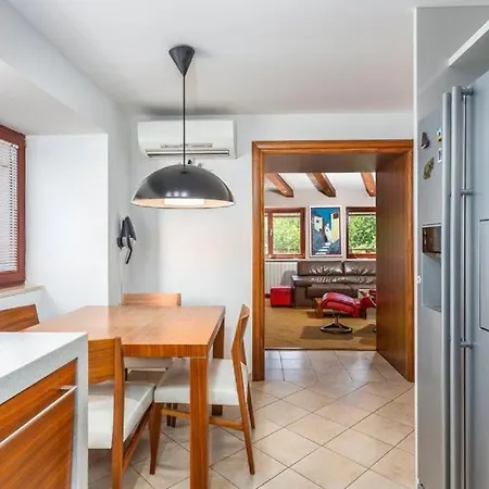 Luxury Sun View With Heated Pool Villa *