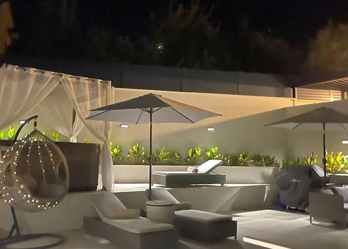 Luxury Sun View With Heated Pool ヴィラ