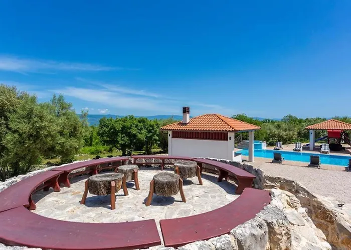 Luxury Sun View With Heated Pool ヴィラ *