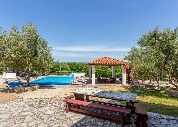 ヴィラ Luxury Sun View With Heated Pool