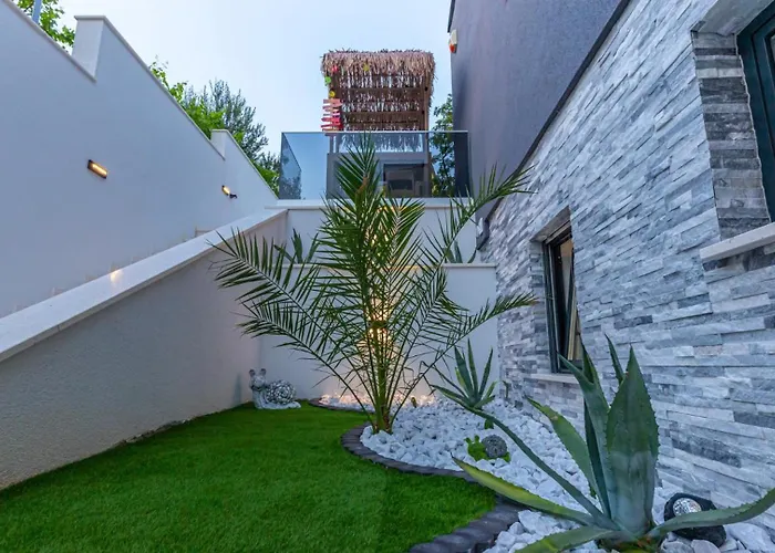 Luxury Sun View With Heated Pool Vila Crikvenica