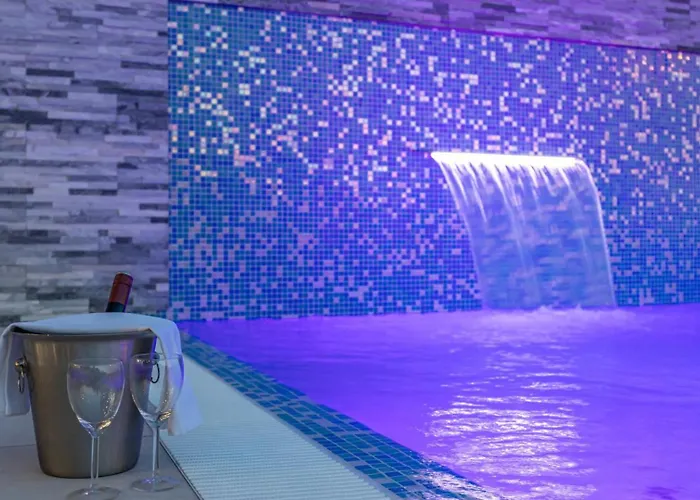 Luxury Sun View With Heated Pool Vila