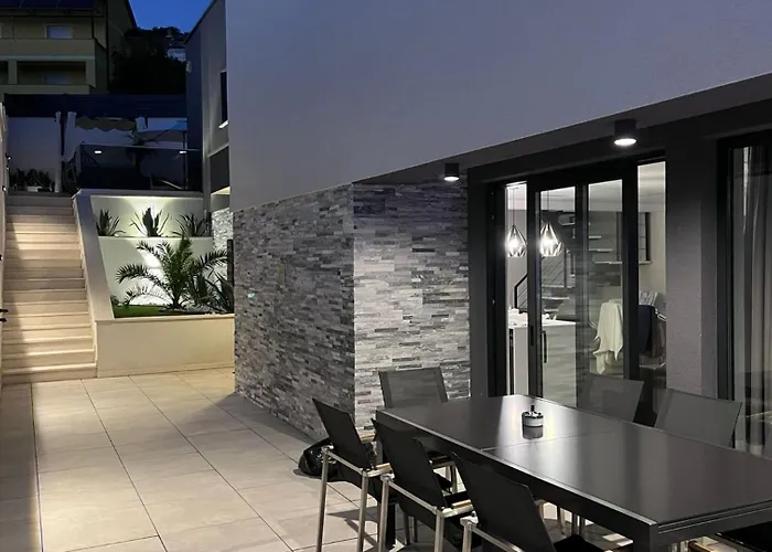 Luxury Sun View With Heated Pool * Crikvenica