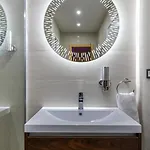 Luxury Sun View With Heated Pool Villa *