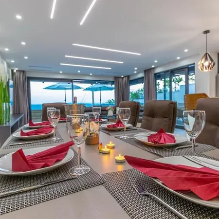 Villa Luxury Sun View With Heated Pool