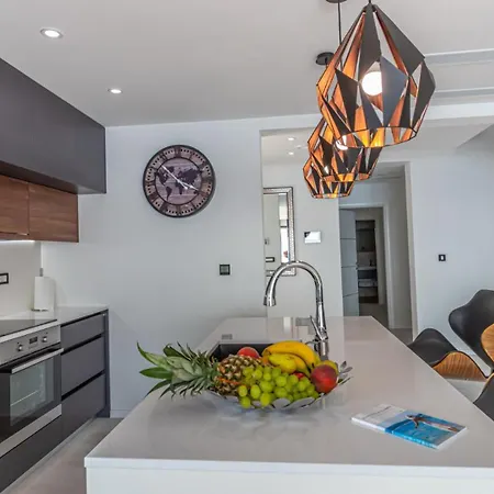 Luxury Sun View With Heated Pool * Crikvenica