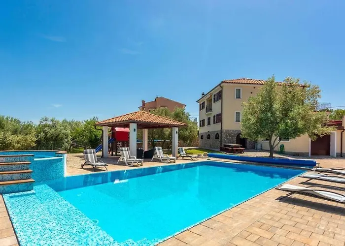 Villa Luxury Sun View With Heated Pool Crikvenica